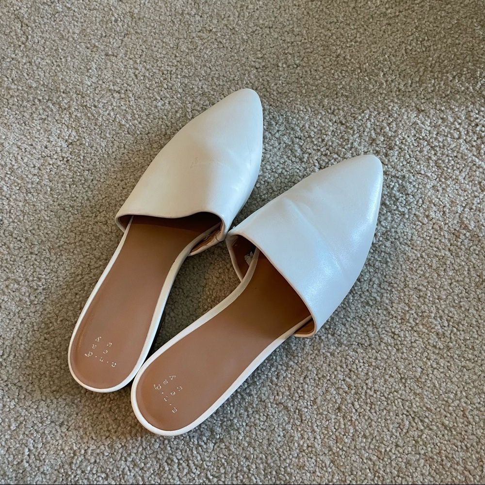 A New Day White Mule Slide - Picture 2 of 3
